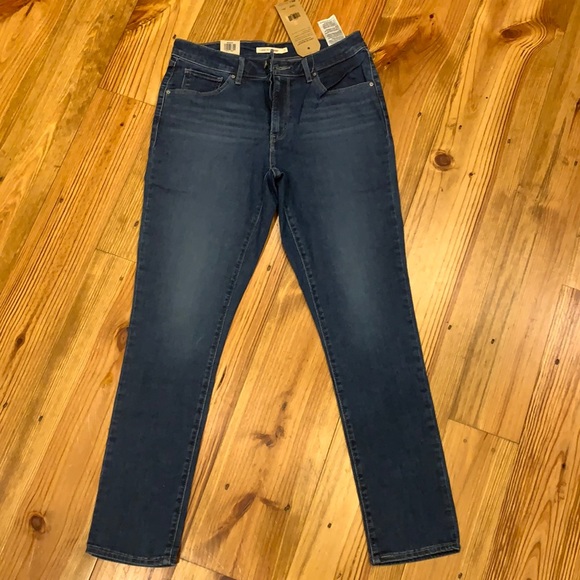 Levi Jeans - Picture 1 of 4